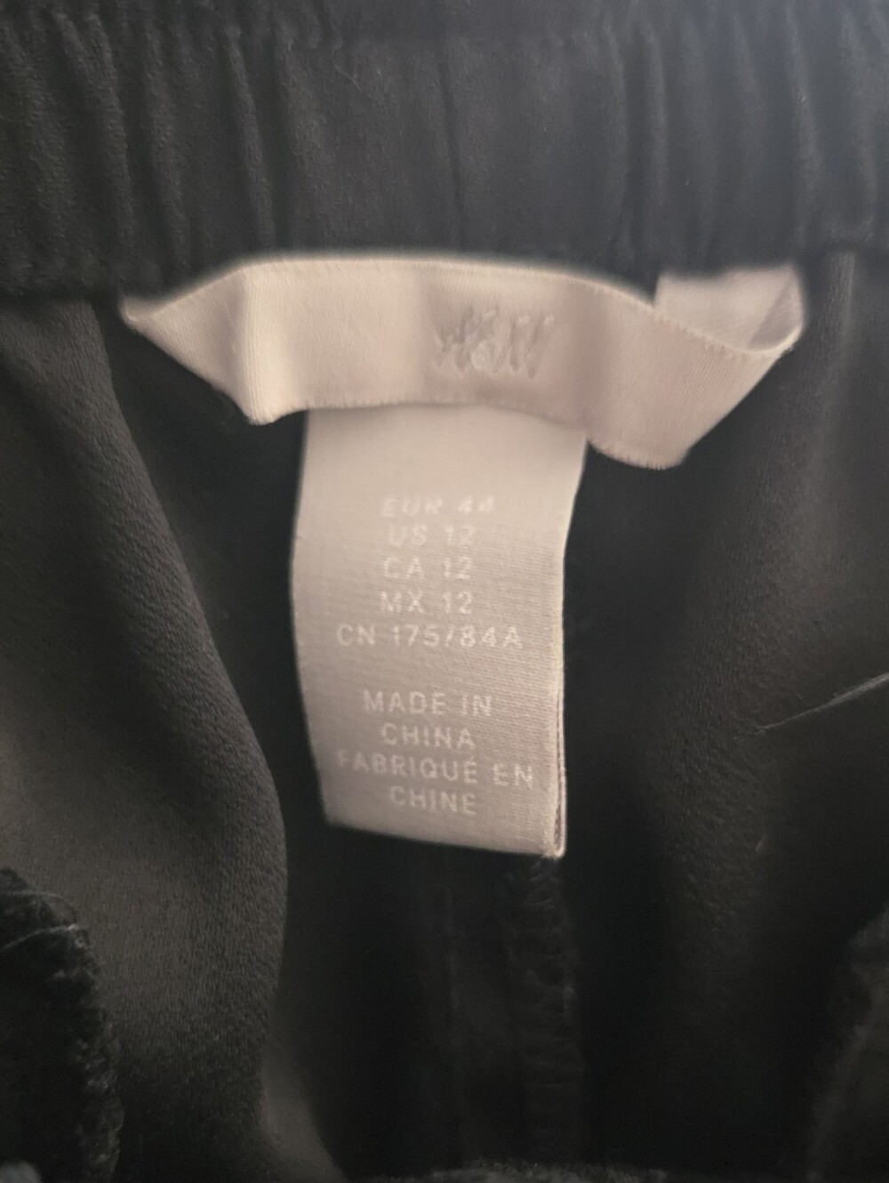 H&M Black Wide Leg Capris w Pockets